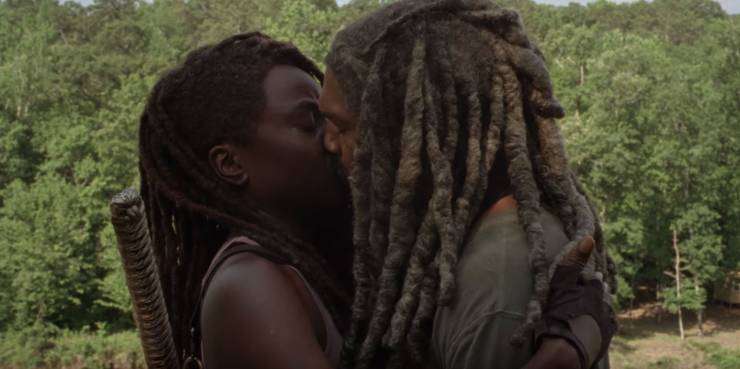 Walking Deads Michonne & Ezekiel Marketing Trick Was Perfect Walking Deads Michonne & Ezekiel Marketing Trick Was Perfect